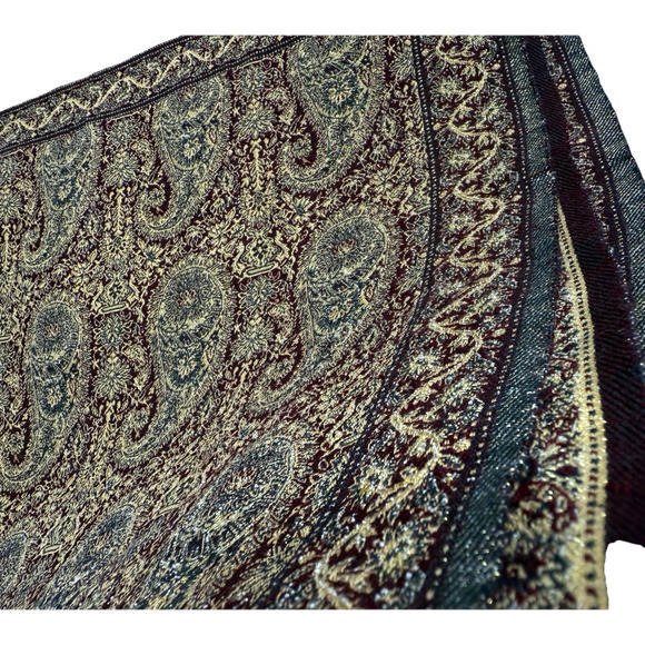 Vintage Paisley Stunning Fabric Textile Throw Blanket Maroon Gold Intricate - Picture 5 of 9
